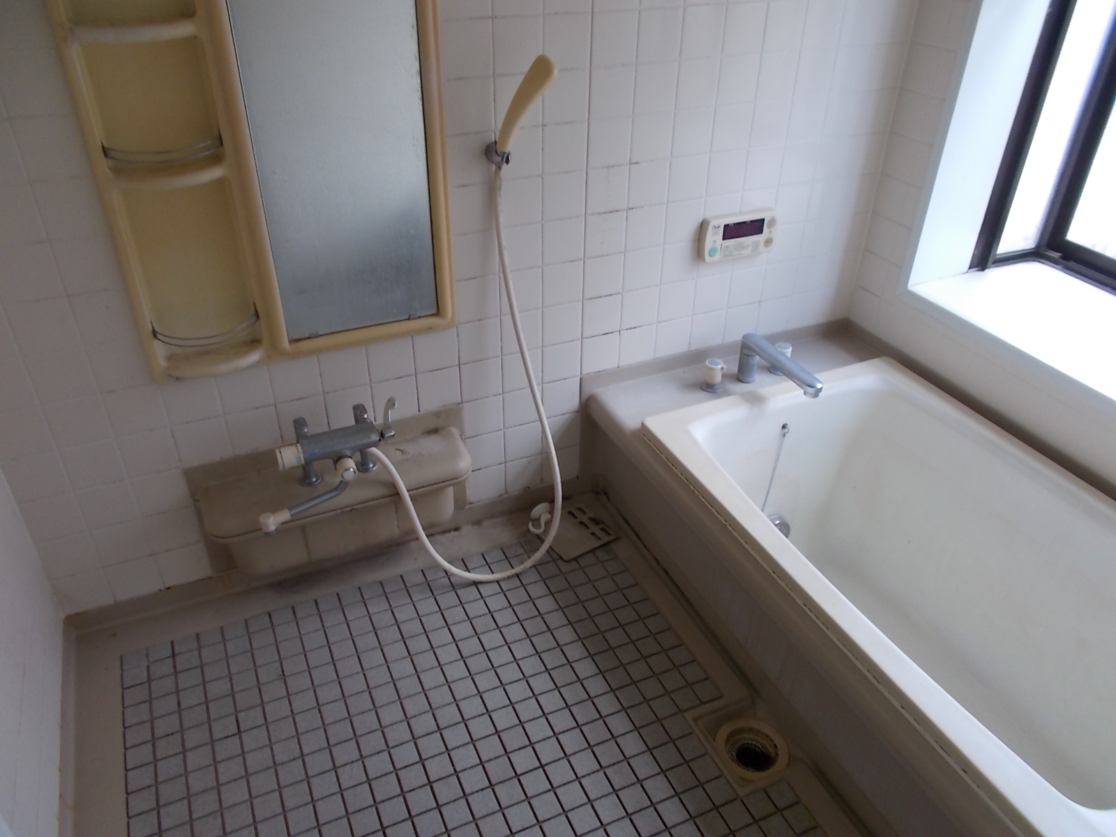 上東川津町中古住宅