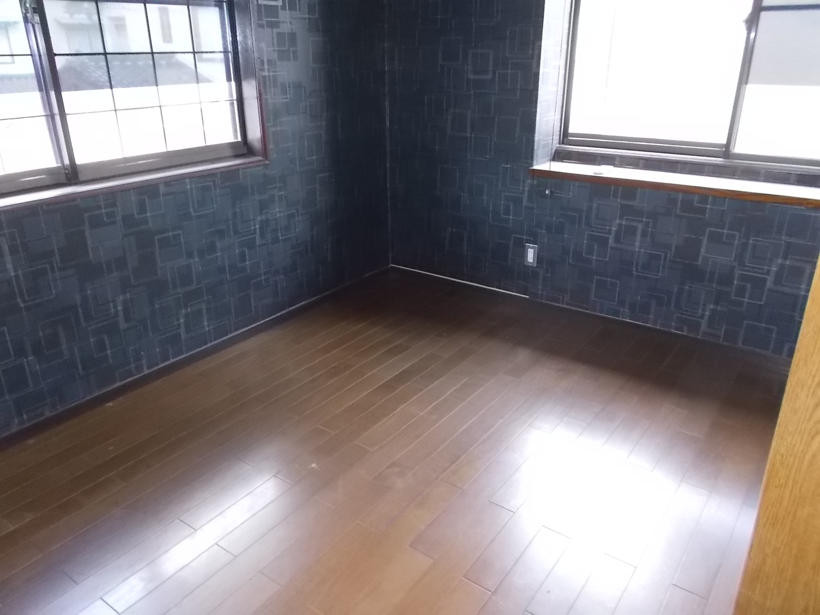 上東川津町中古住宅